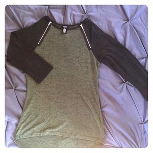 Rue 21 green zipper top.